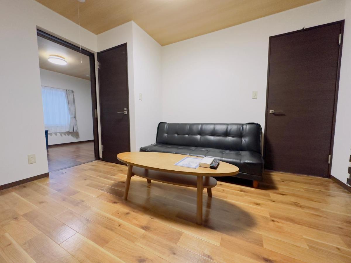 リノベーション済み室内新築　Service Apartment Sapporoザ・ハウス4Ldk86㎡ Bagian luar foto